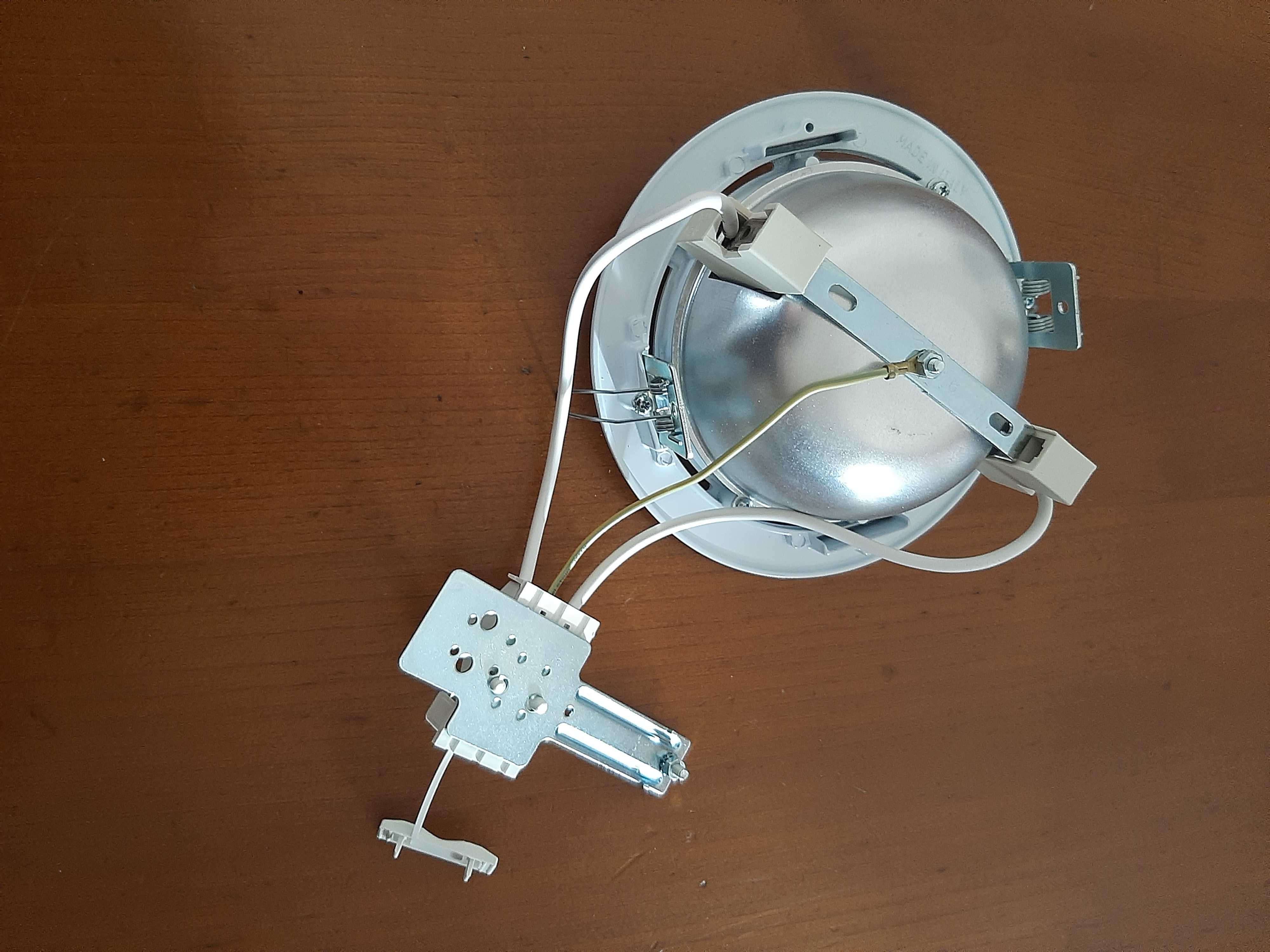 Apliques luminosos downlights