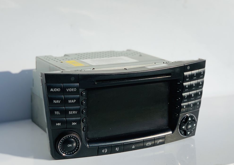 Магнітола Команд Mercedes w211 Command під камеру Harman Мерседес