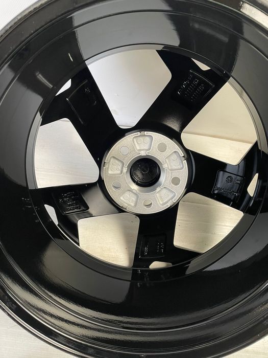 Vw Passat B8 Bonneville Touran alufelgi 18 cali Nowe Oryginał 5x112!!!