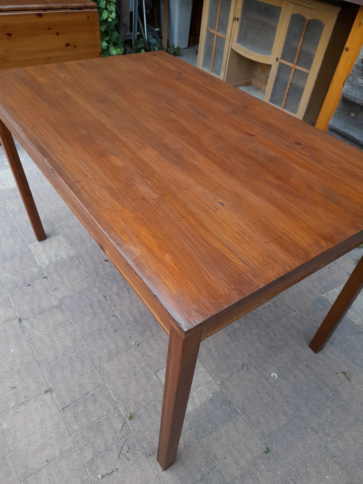 Drewniane stoły lakierowane , ikea