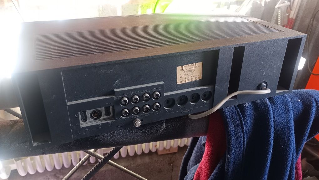 Amplituner wzmacniacz philips F5130