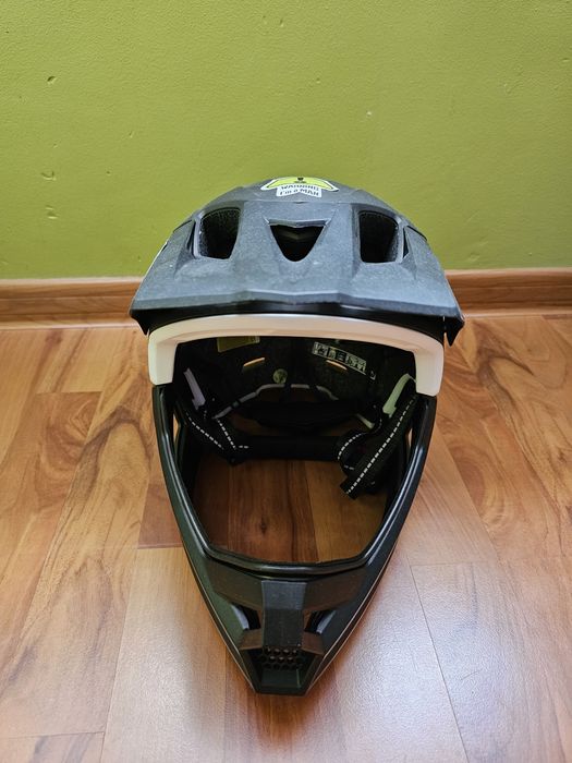 Kask rowerowy rozm. L + google.