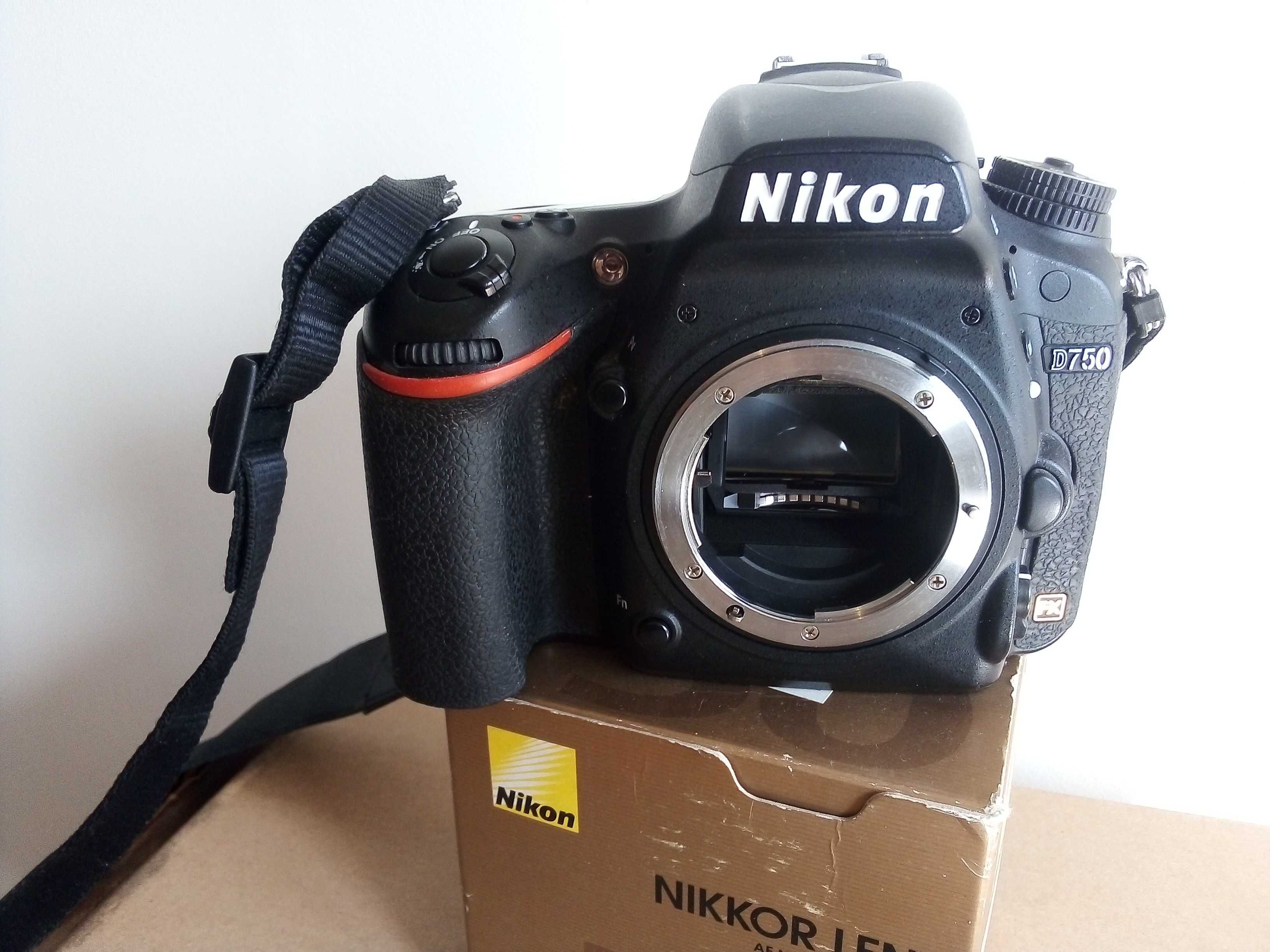 Nikon D 750 + Nikkor 50mm 1.8