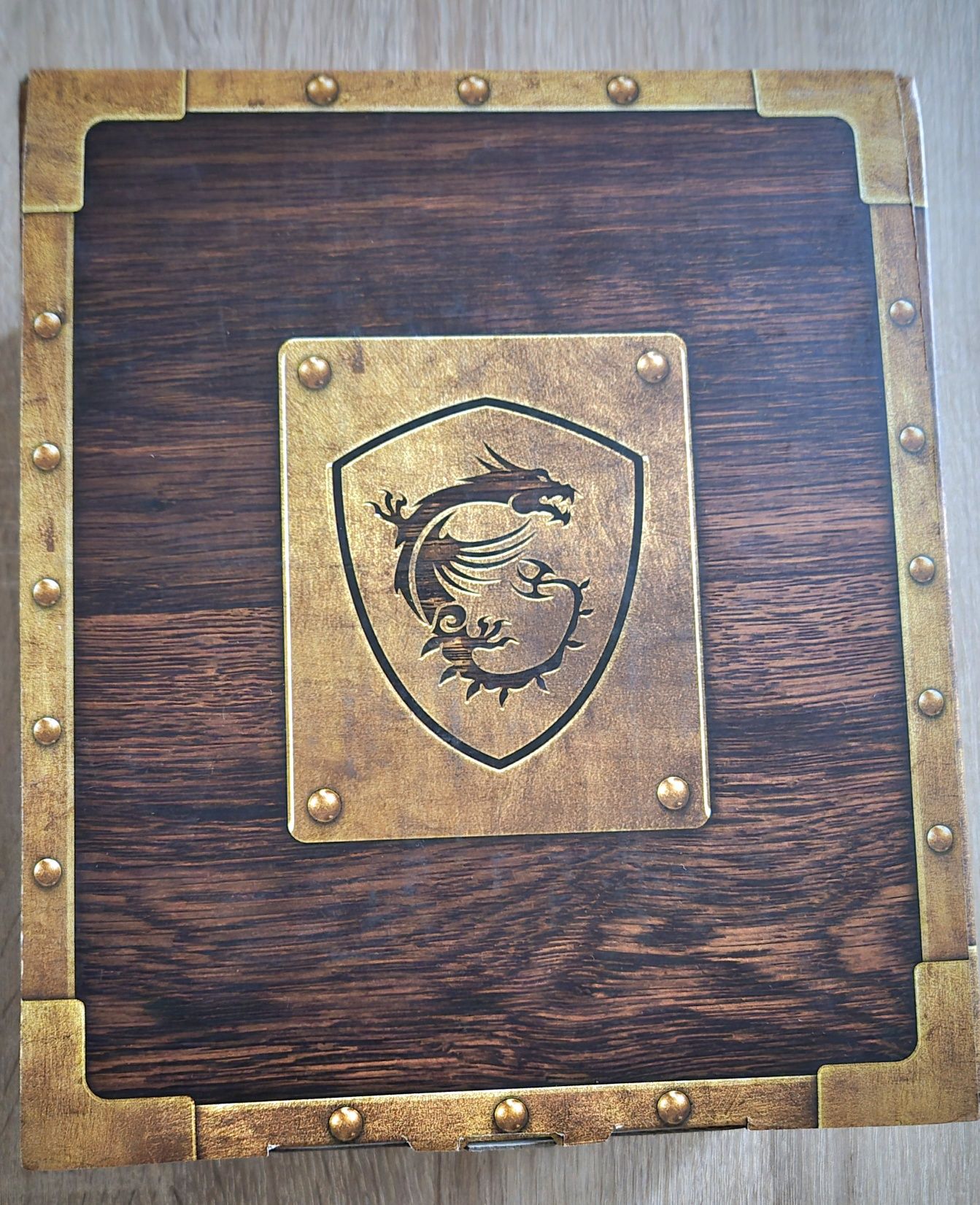 MSI zestaw loot box dla graczy