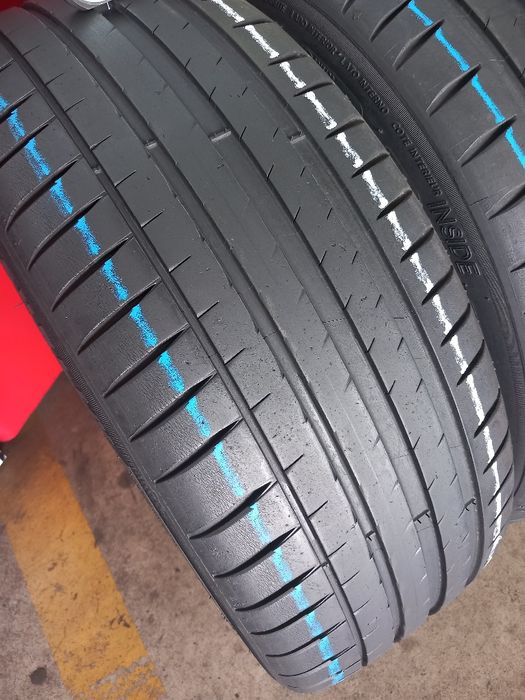 Pneus 225/45/19 Michelin Pilot Sport 4