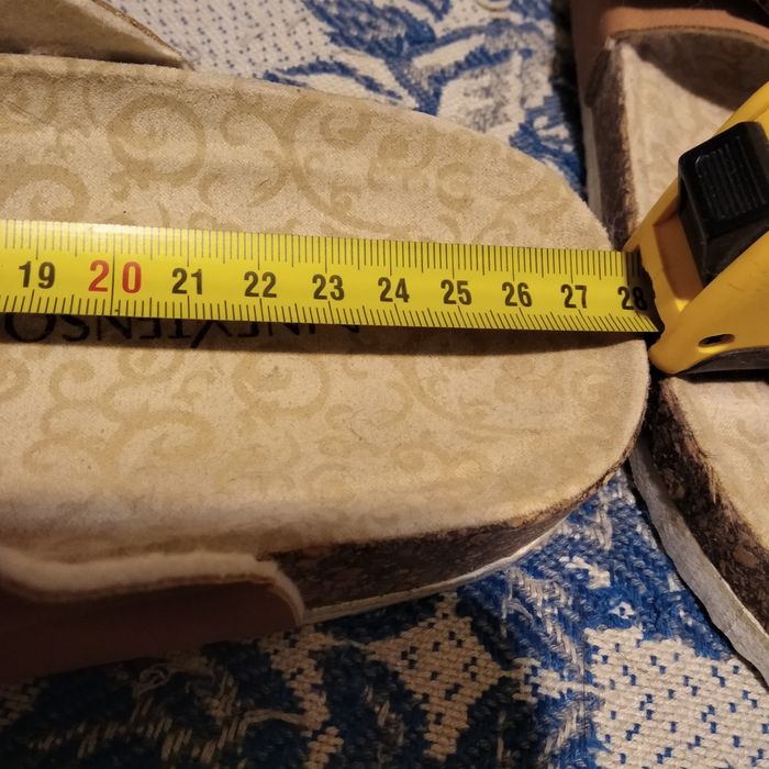 Шлепки босоножки Женские новые через пальчик