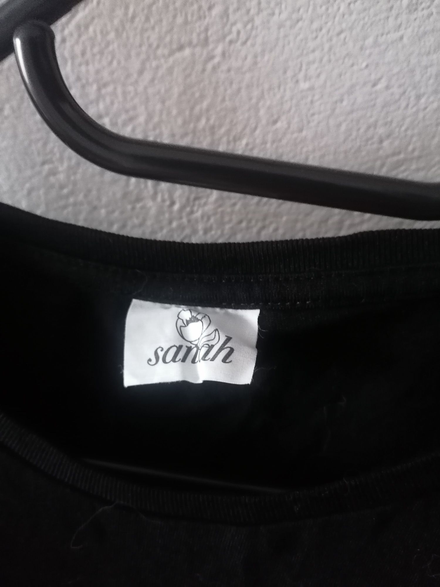 Sanah koszulka T-shirt haftowana piwonia No Sory Królowa Dram