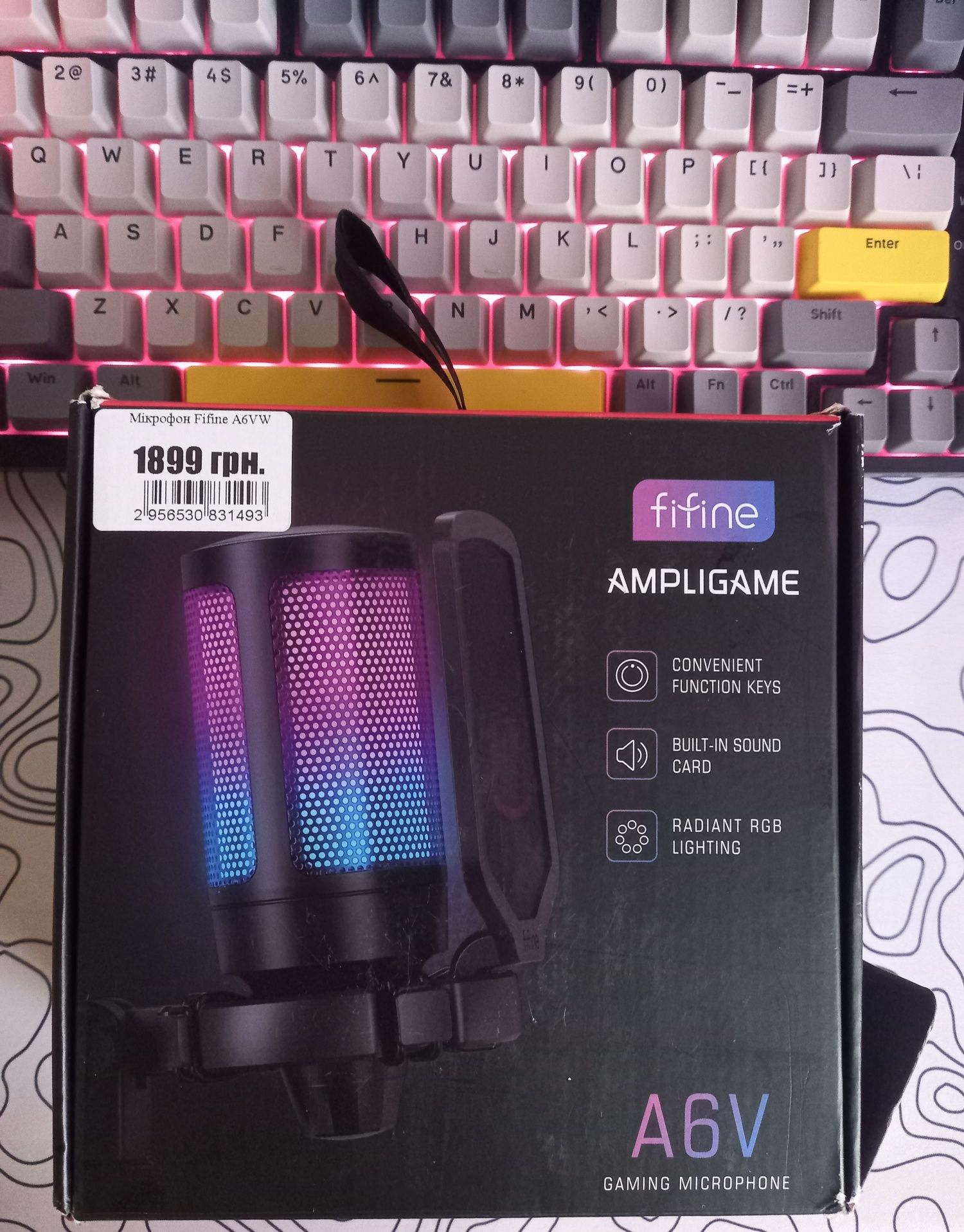 Продаётся новый микрофон Fifine A6VW