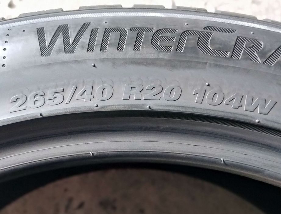 Шини зимові R20 265/40 Kumho Winter Craft WP72