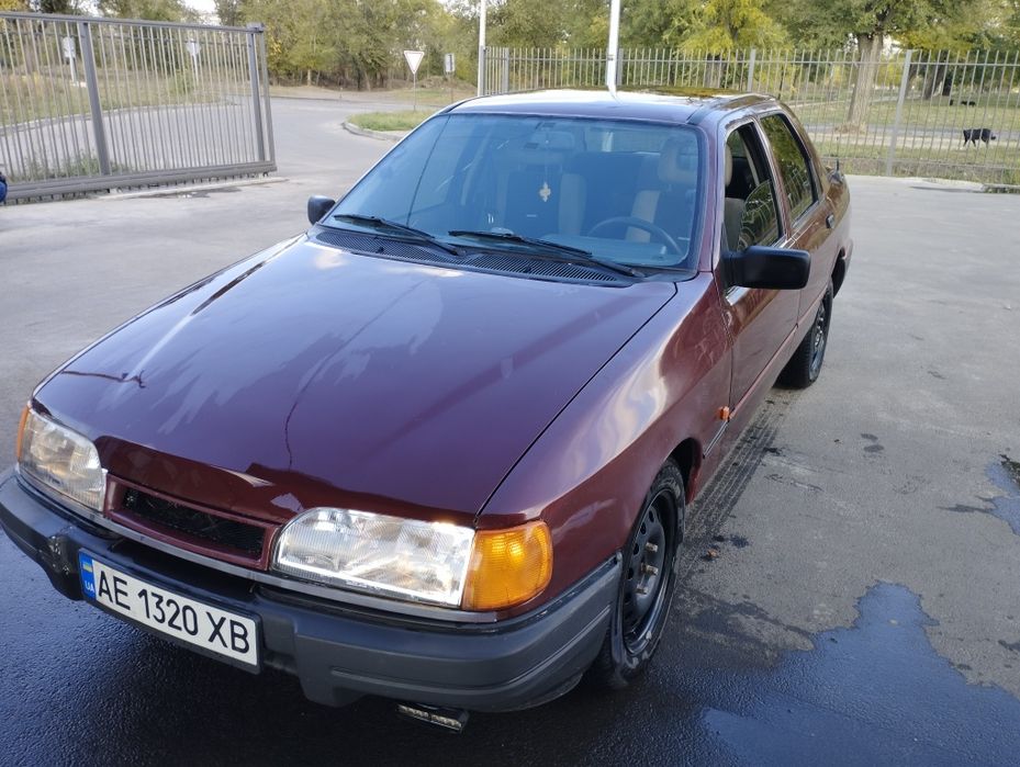 Продам Ford Sierra в хорошем состоянии