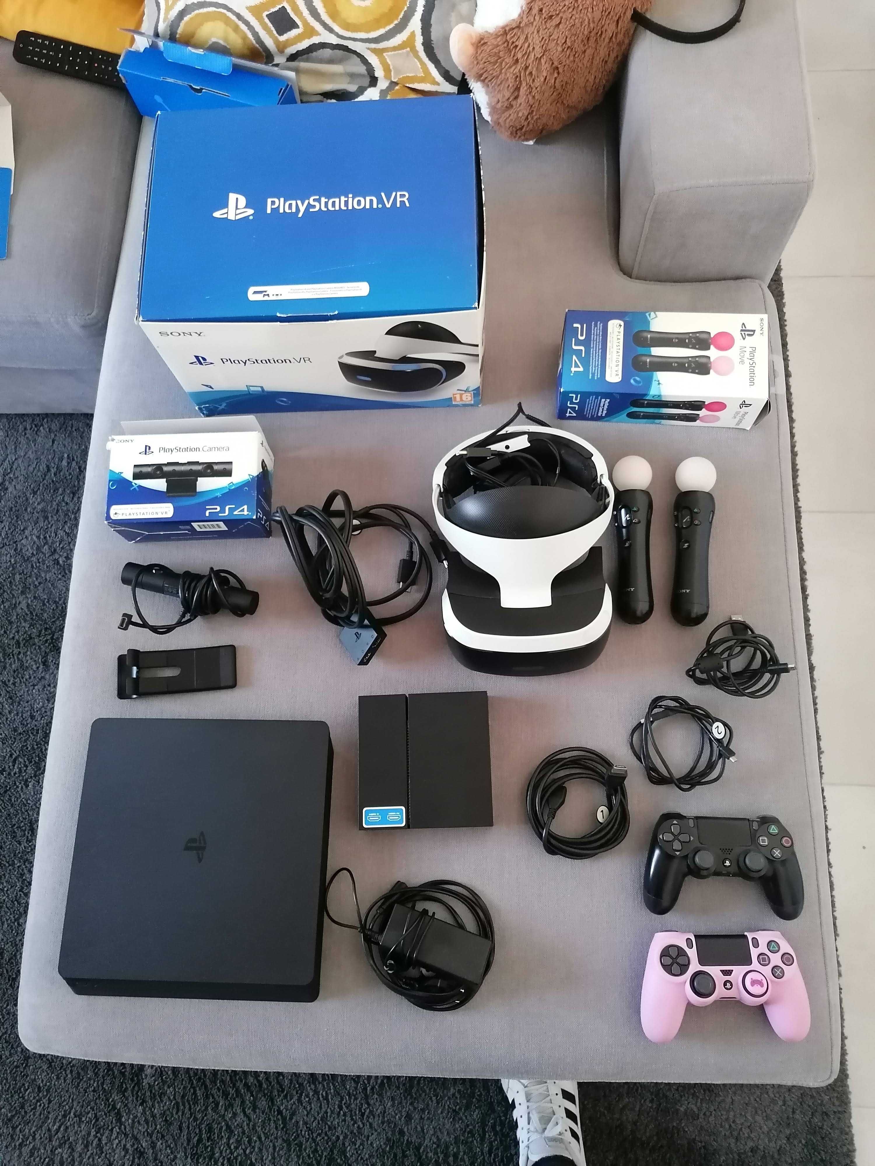 PS4 + 2 Comandos + PSVR + 2 Comandos Move + Jogos