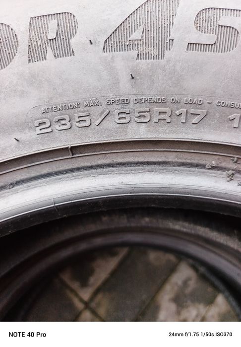 Opony 235/65/17 Goodyear Vector 4 season