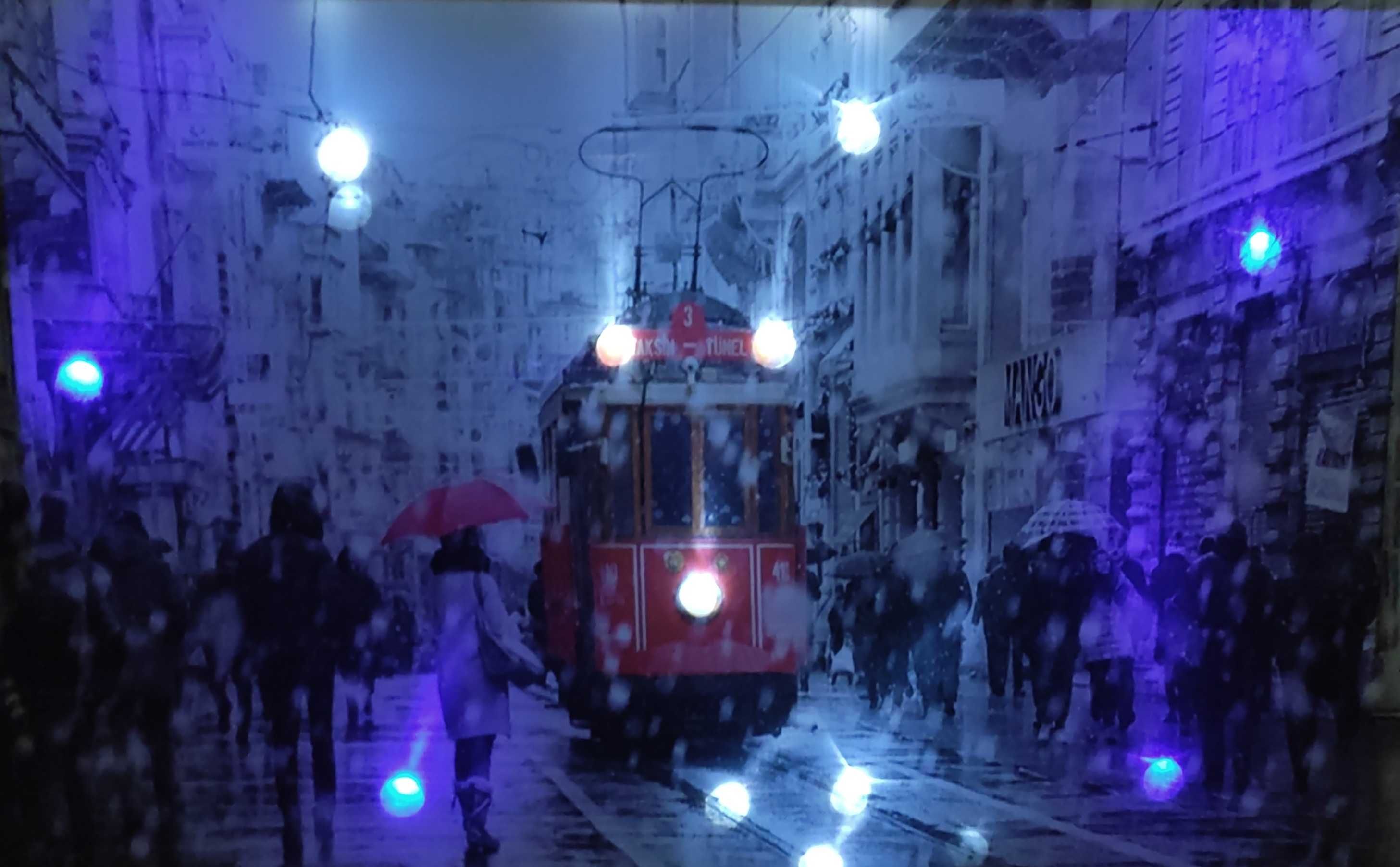 Картина з підсвіткою "Біля Босфору", "Стамбульський трамвай"