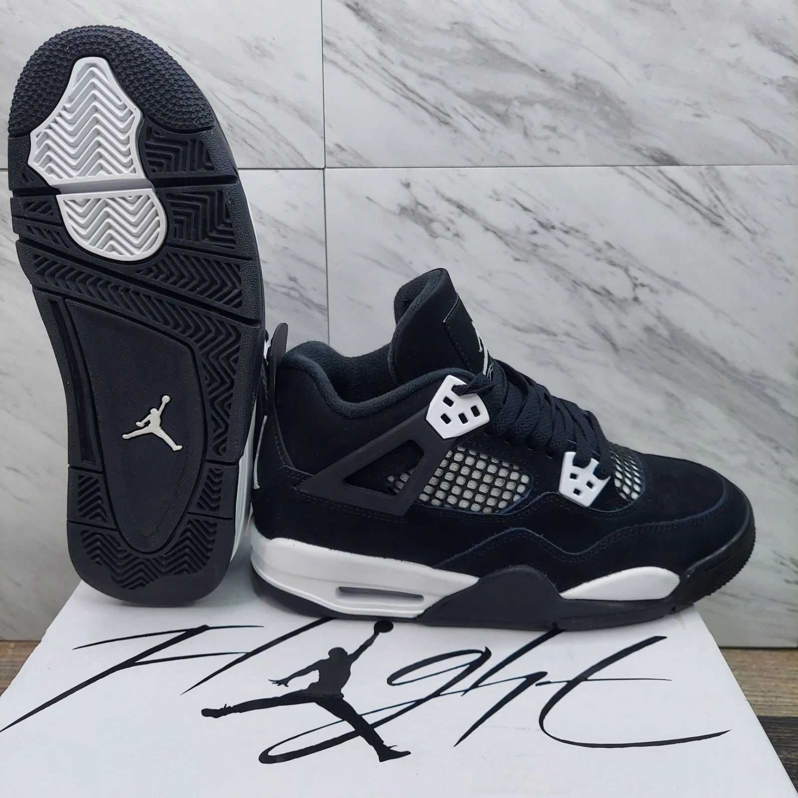 Jordan 4 Retro CzarneThunder Buty codzienne nowe z metką R.37.5