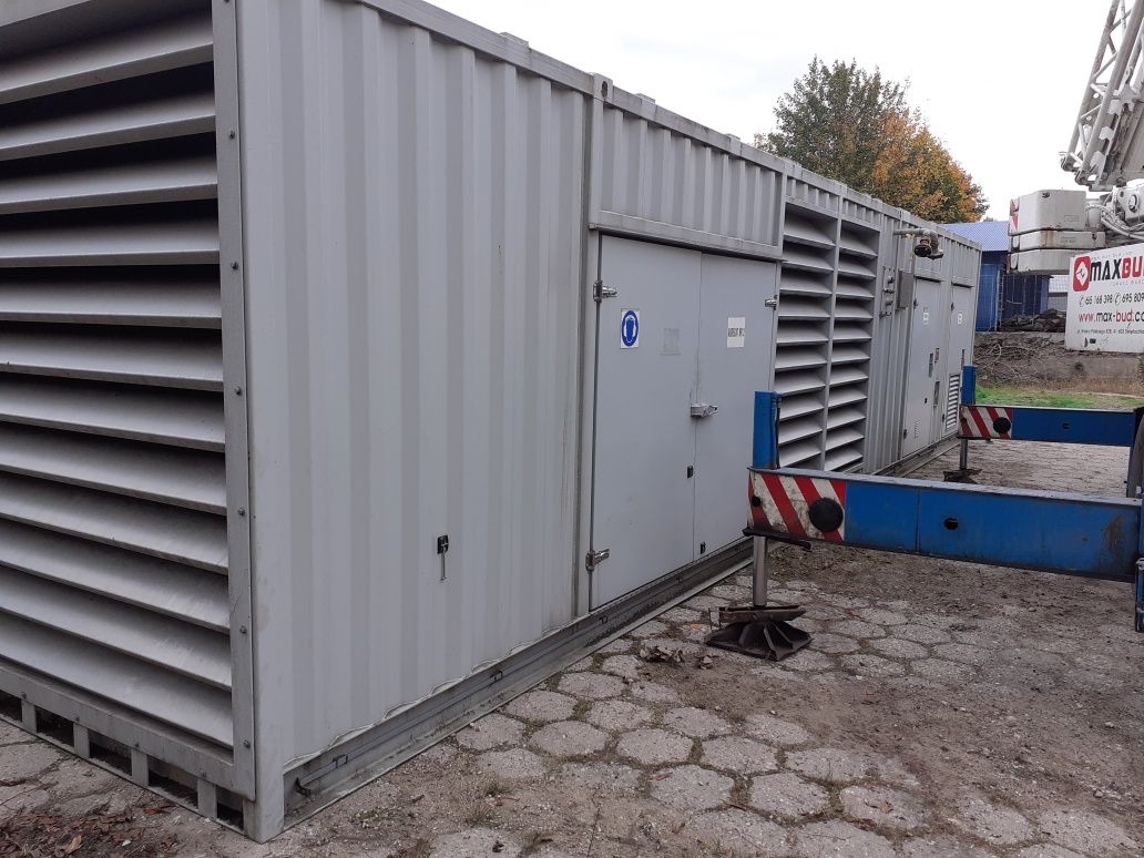 Kontener 13,5 m x 3 m x 3 m = 41 m kw nieużywany wyciszone ocieplone