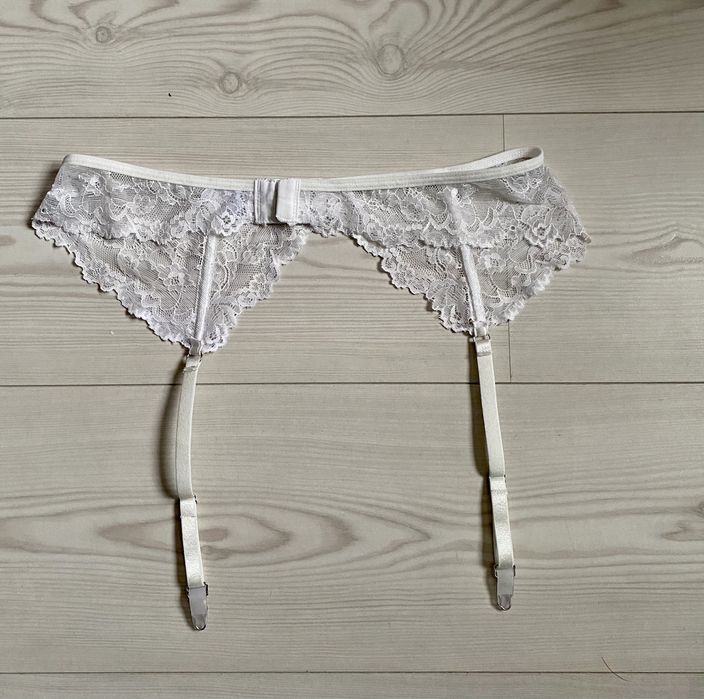 Pas do pończoch, rozmiar M, marki