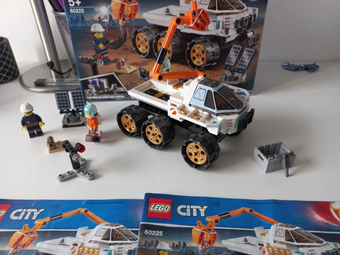 LEGO CITY 60225 jak nowe