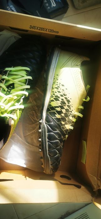 Vendo sapatilhas rapaz