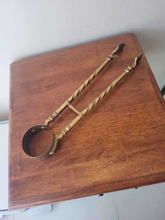 Mosiężny chwytak kominkowy