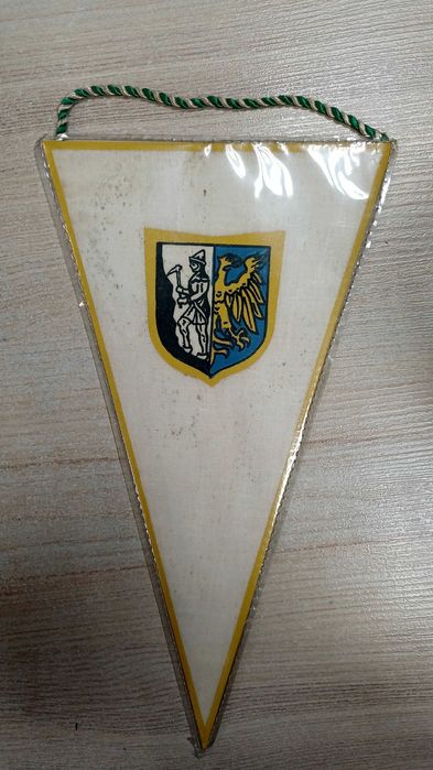 Proporczyk Górniczego Klubu Sportowego (GKS) "Czarni" Bytom