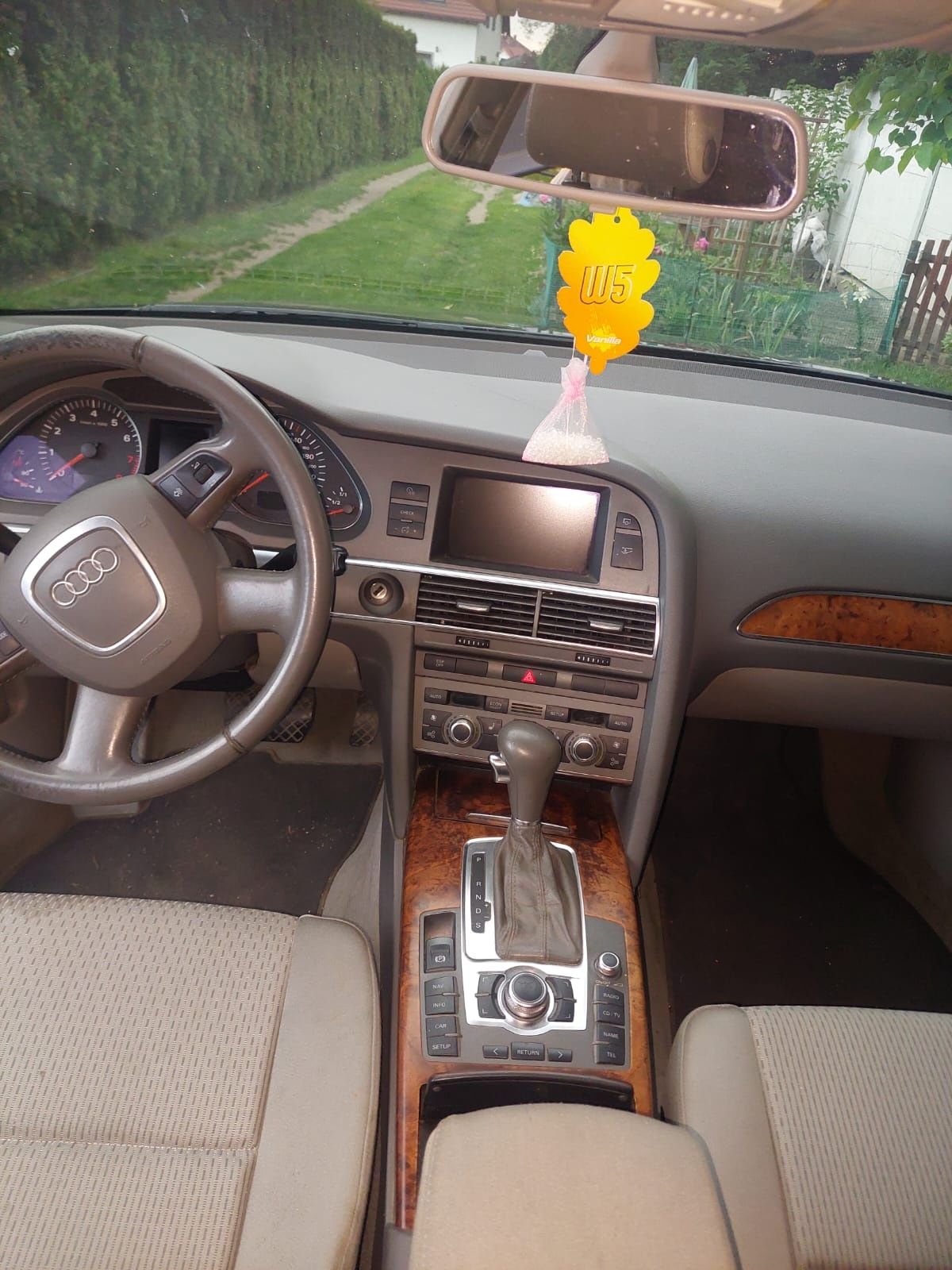 Audi A6C6 2.4 benzyna + gaz