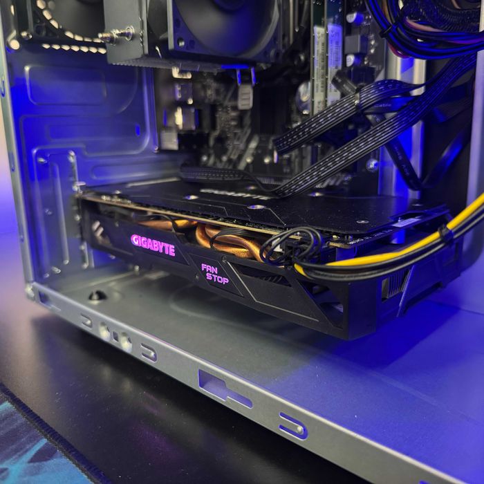 Игровой Компютер Intel Core i7, Gigabyte RX 470, 16GB RAM, HDD + SSD