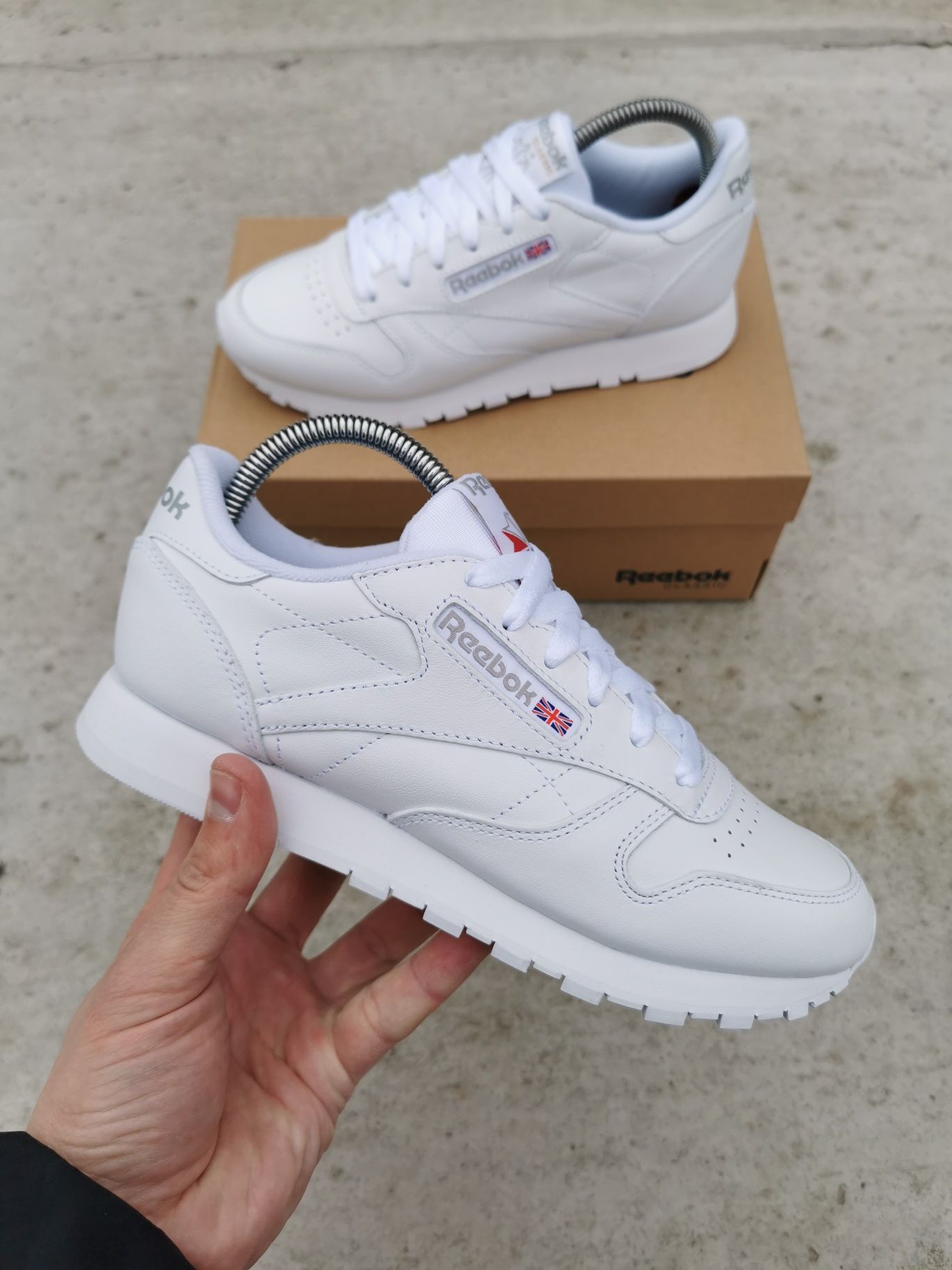 Кроссовки Reebok Classic Leather W 2232 Оригинал белые кожаные