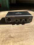 Behringer UMC22 + kabel USB