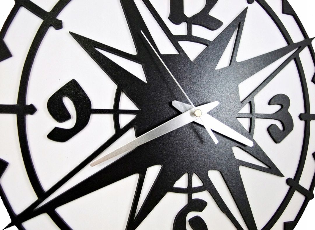 Zegar Ścienny Kompas Strony Świata Płynny Mechanizm Magnolit