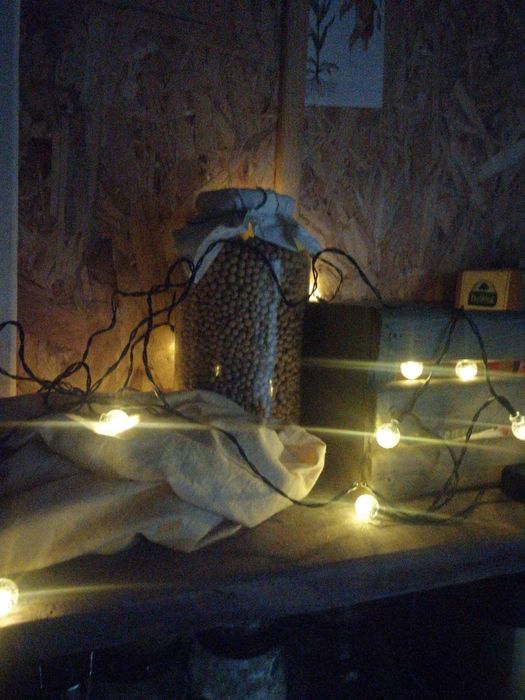 Гірлянди на сонячній батареї