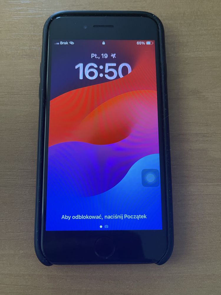 Iphone SE 2020 w bardzo dobrym stanie