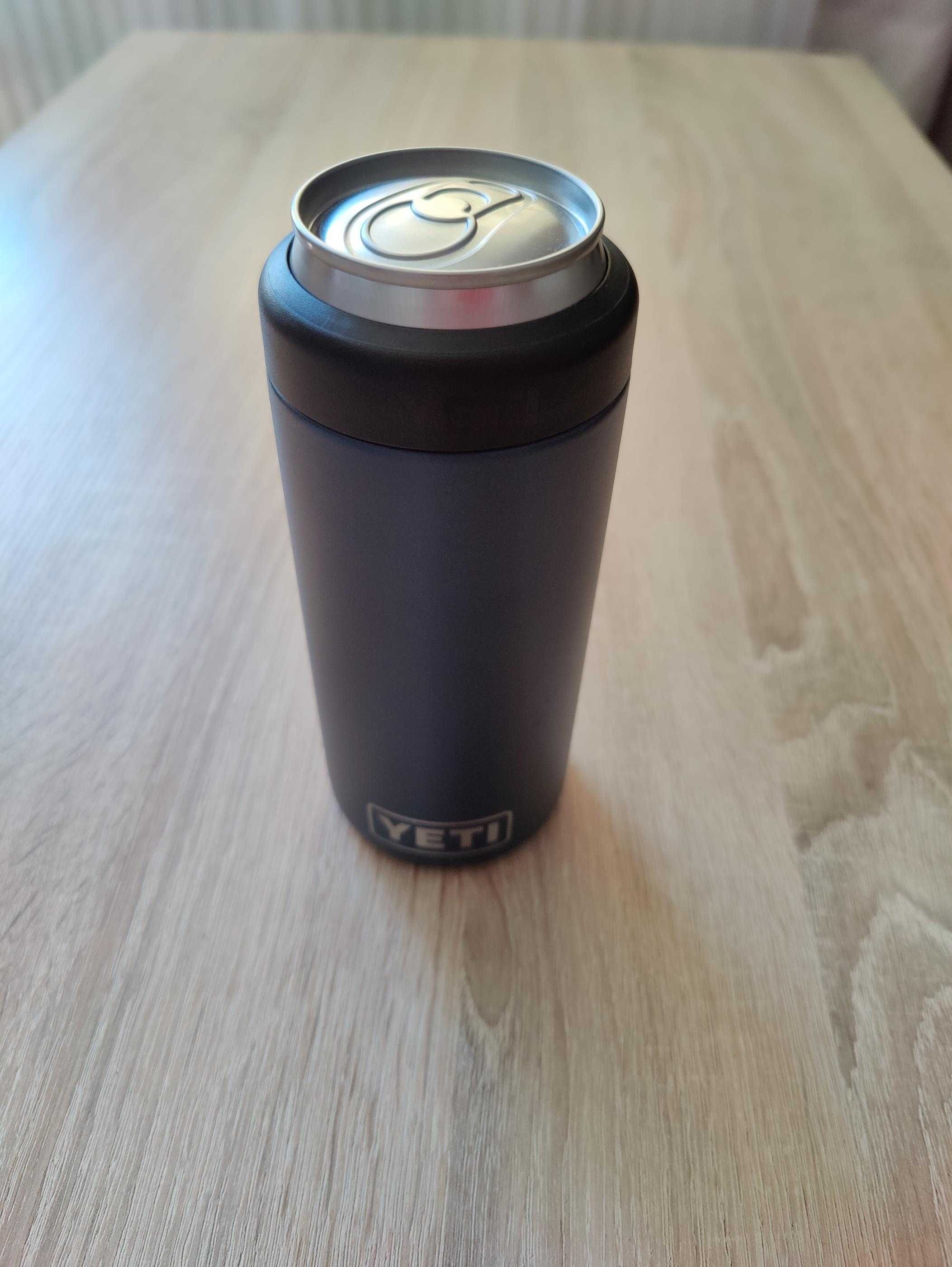 YETI Rambler 330 ml Cooler termos do puszek 0.33l