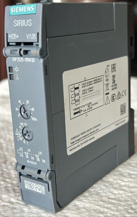 Реле часу, реле времени Siemens 3RP2525/3RP2540-1AW30