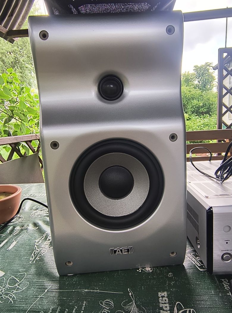 Yamaha Pianocraft rx-e810 z pilotem i Bluetooth plus kolumny AE linear