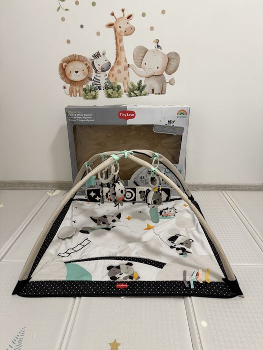 Розвиваючий килимок з дугами Tiny Love "Нічна галявина" в коробці