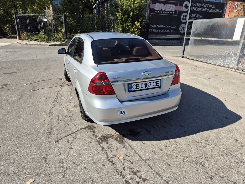 Шевроле Авео LT.