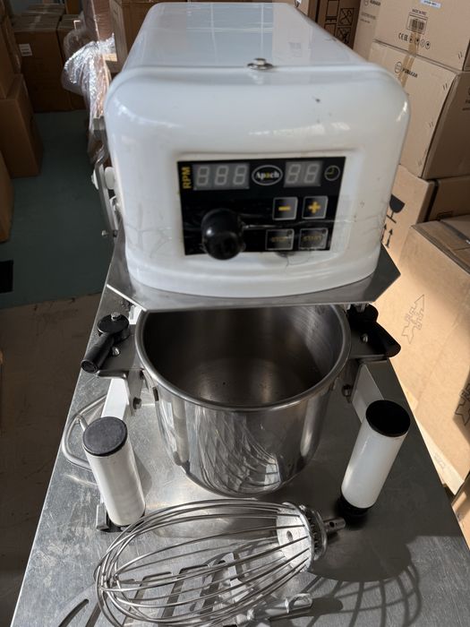 Міксер планетарний промисловий кондитерський Apach (Conti) APL 10B 1ф