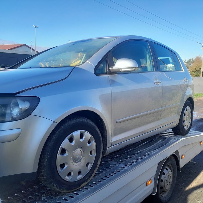 Vw golf V plus na części