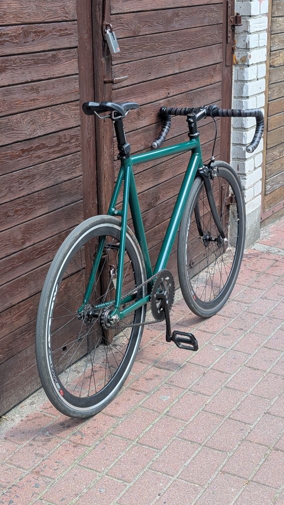 Rower Mielec L 59cm 9,5kg wolnobieg/ostre koło, alu/carbon, osprzęt++