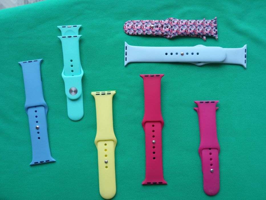 Ремінці для apple watch.