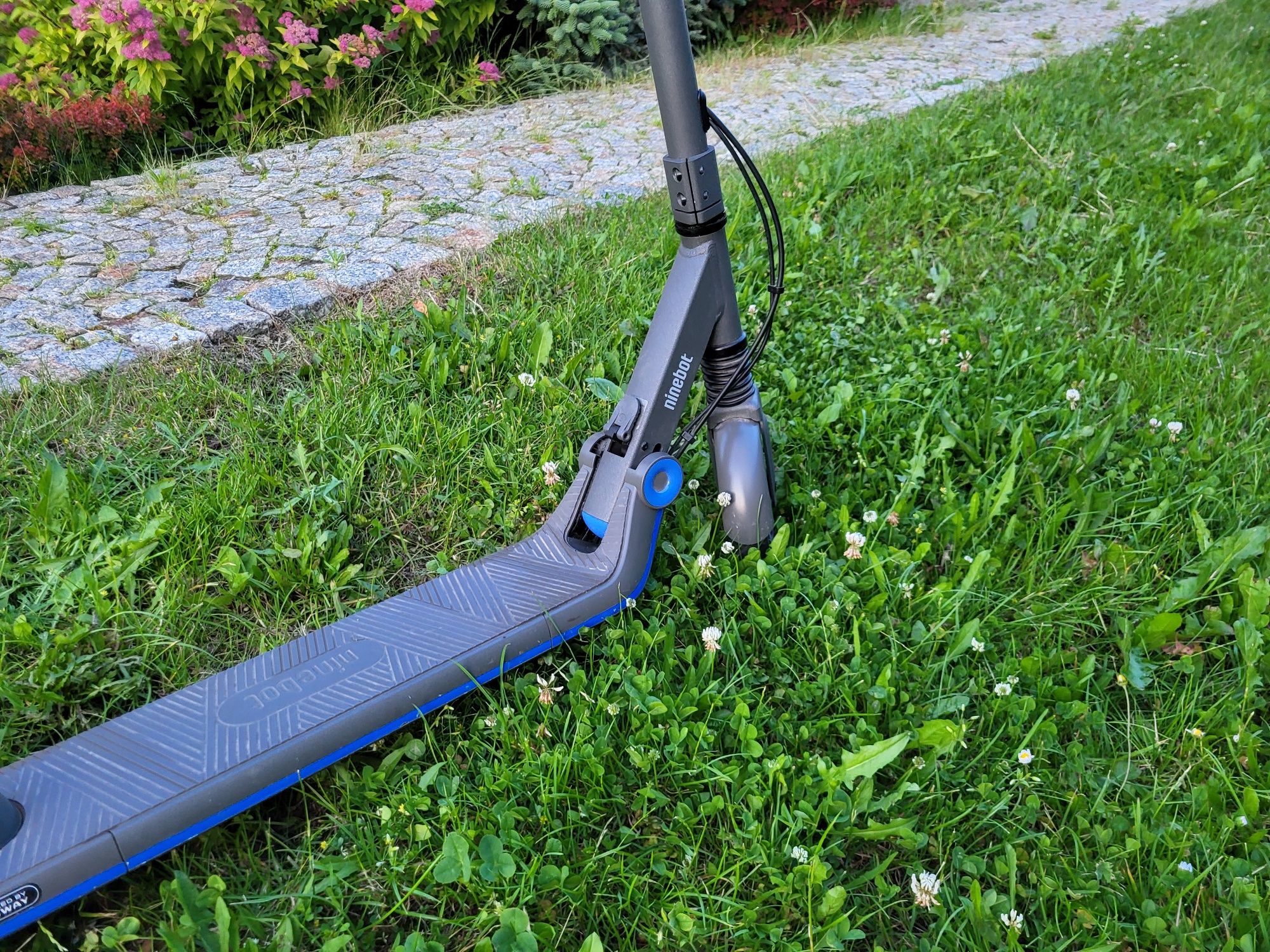 Hulajnoga elektryczna, ninebot STAN BARDZO DOBRY