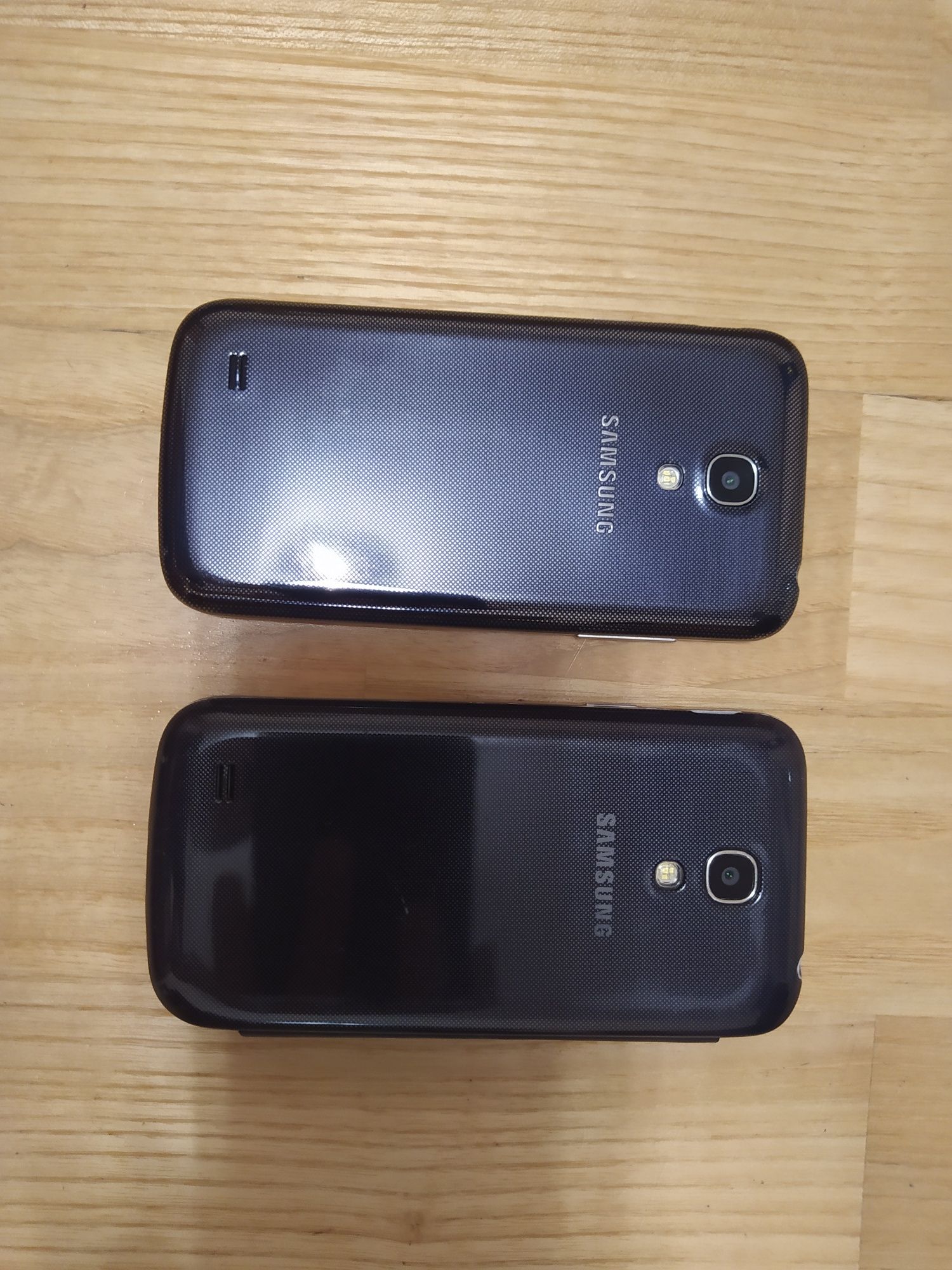 Телефон Samsung.