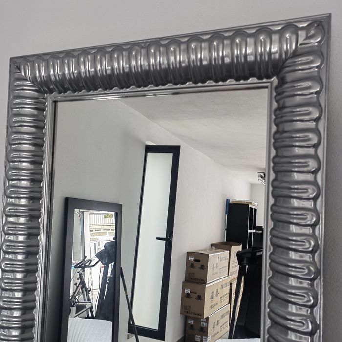 Espelho decorativo prateado