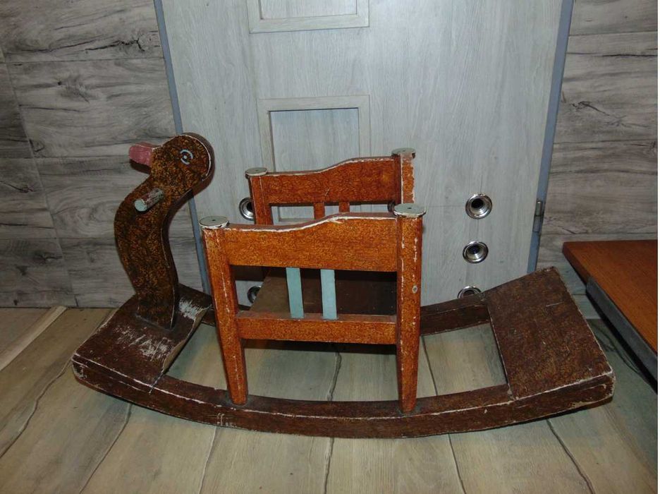 Art deco,drewniany kaczor,bujak do bujania