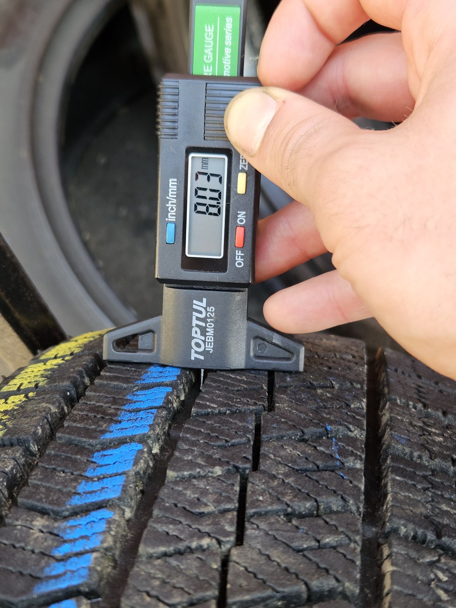 Шины БУ 175 65 R 14 Bridgestone blizzak vrx2 комплект зима