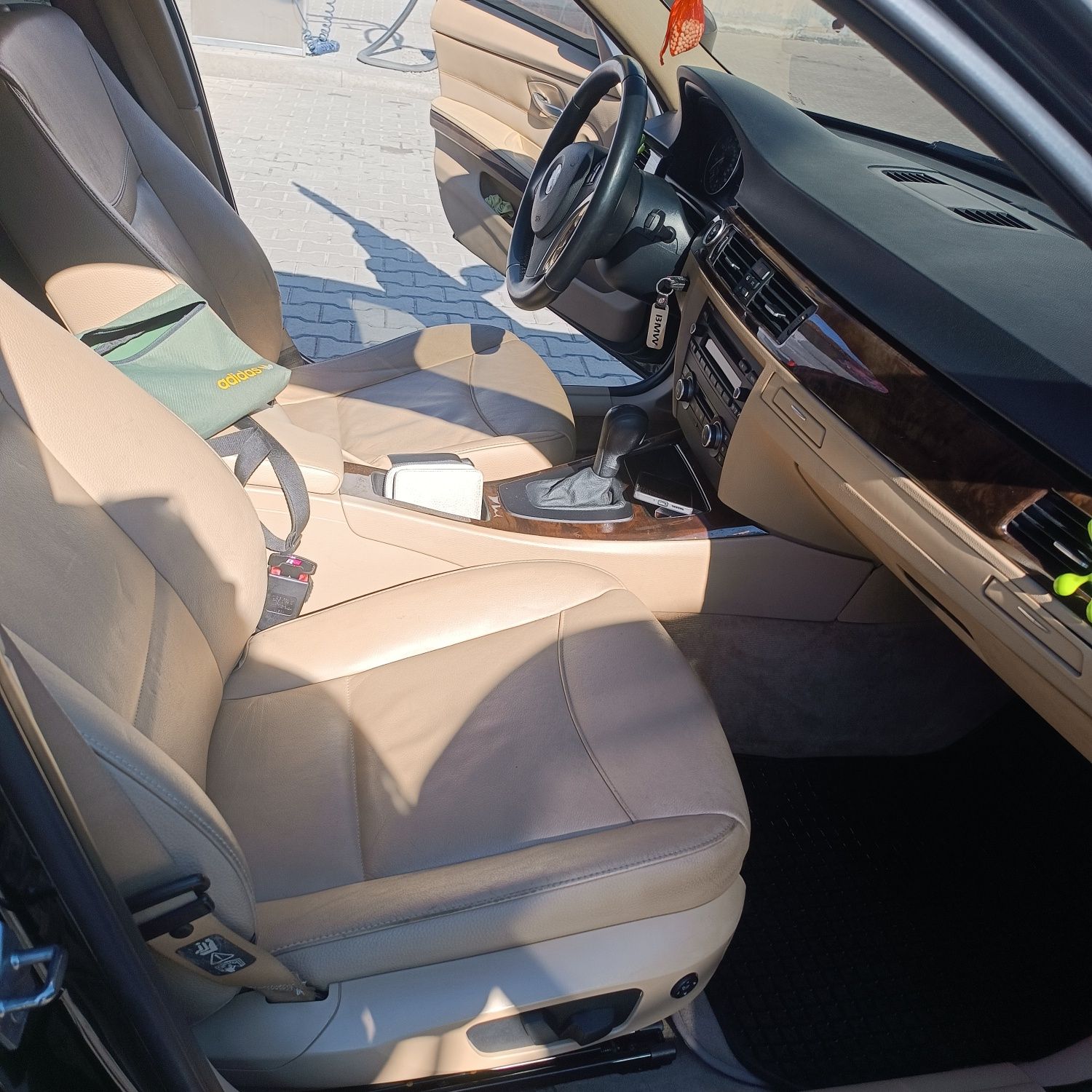 Авто Бмв е90 328і