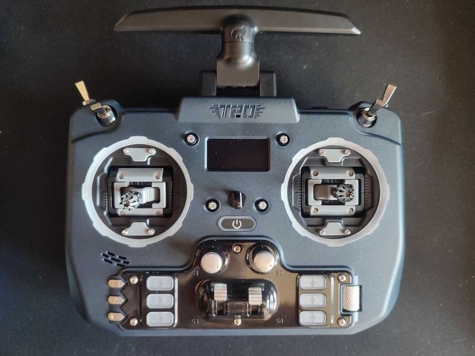 В наявності Нова Jumper T20 v2 ELRS 915 1Вт fpv  аппаратура, пульт