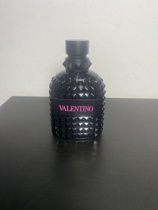 Valentino born in Roma extradose