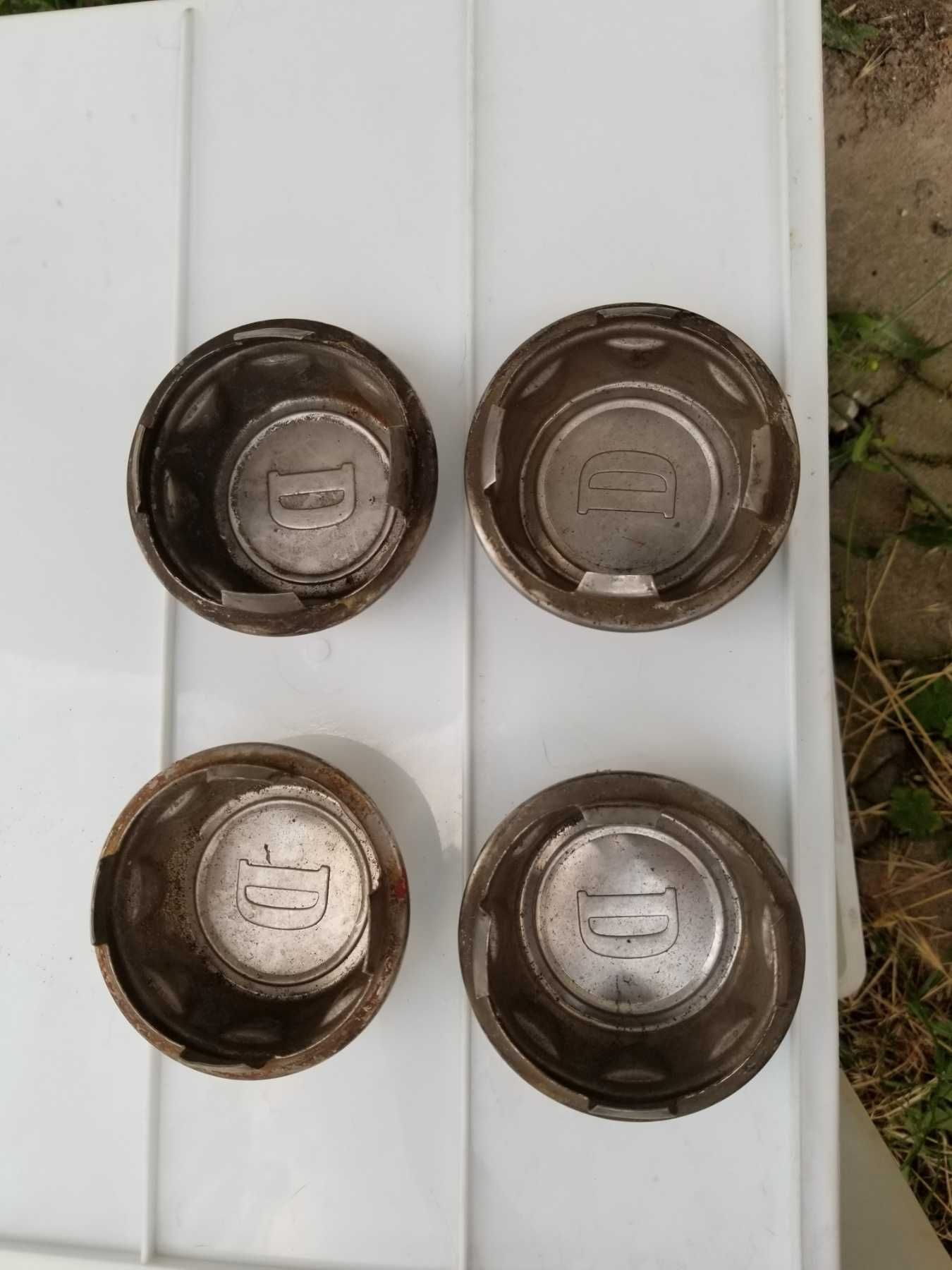 Ковпаки на диски Nissan Datsun Cherry