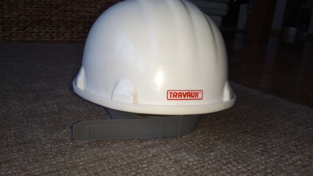 Kask ochronny na budowę, Travaux, uniwersalny